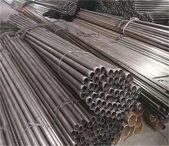丹东螺旋式声测管工地安装
